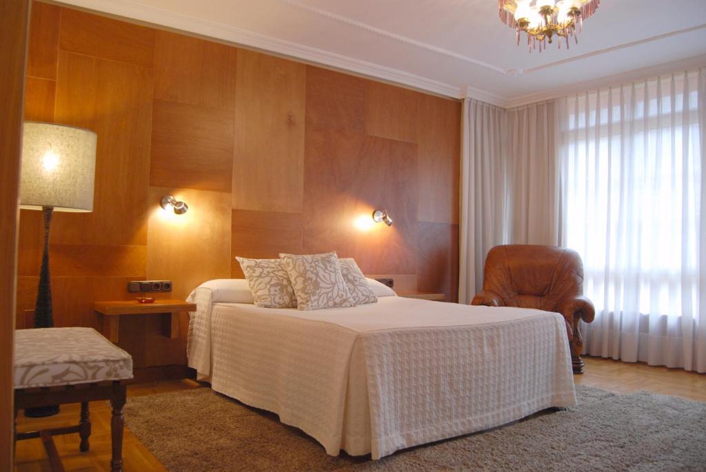 Hotel La Rivera アレナス・デ・カブラレス 部屋 写真
