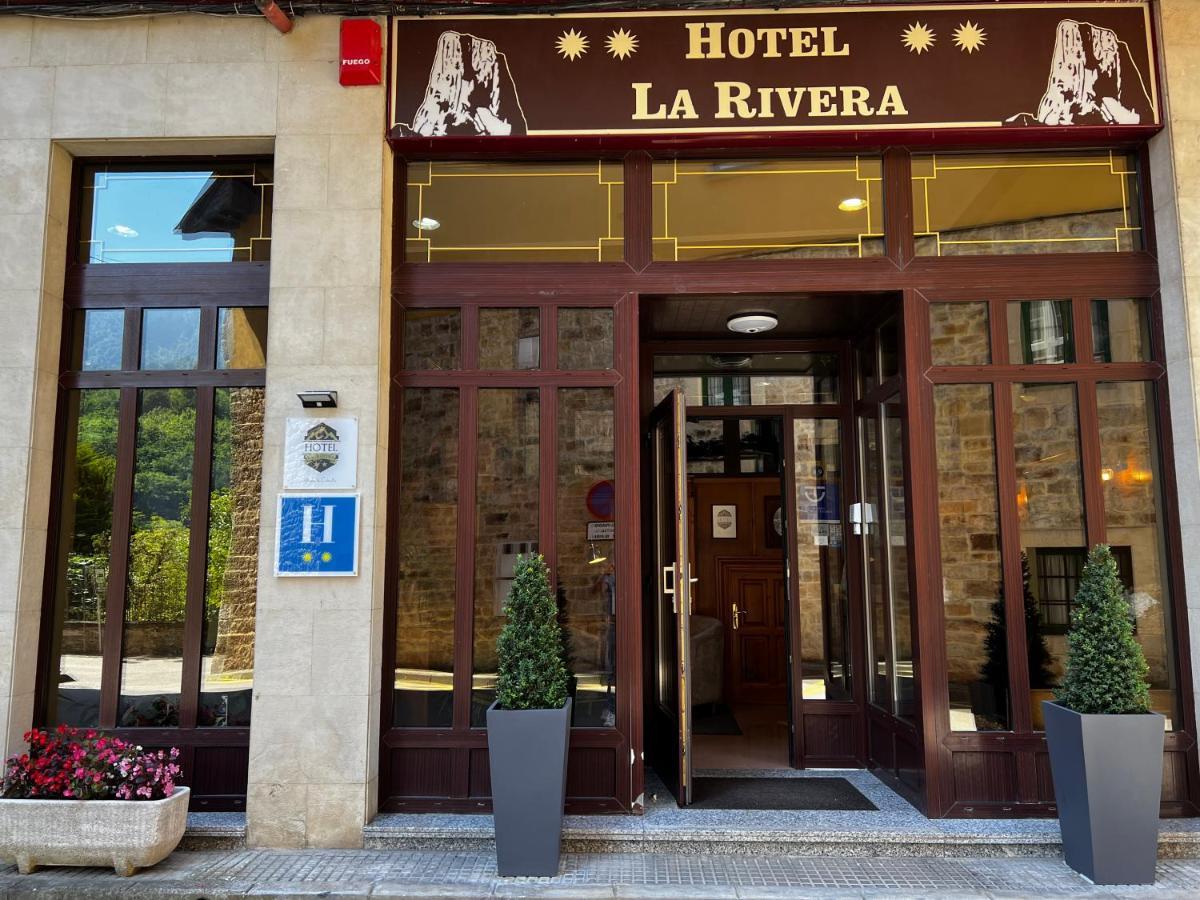 Hotel La Rivera アレナス・デ・カブラレス エクステリア 写真