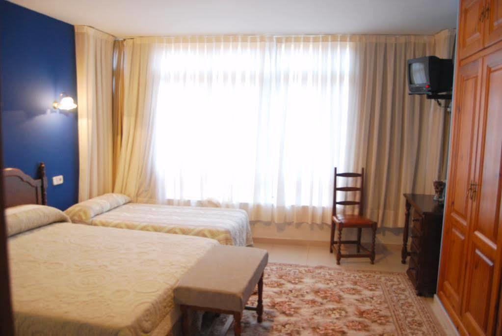 Hotel La Rivera アレナス・デ・カブラレス エクステリア 写真